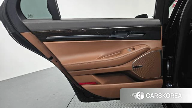 Genesis G90 id 4982585 из Кореи 17