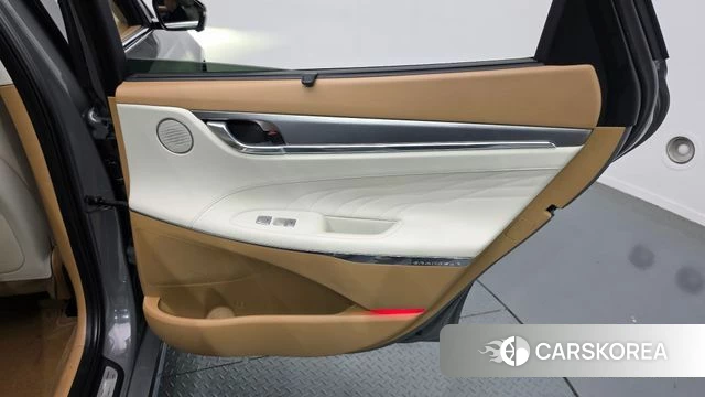 Hyundai The New Grandeur IG id 5003710 из Кореи 17