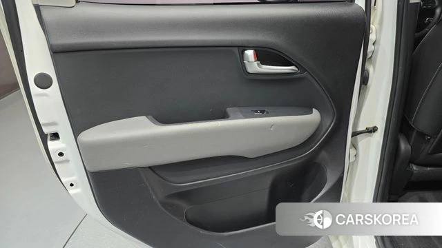 Kia The New Kia Ray id 5016763 из Кореи 17