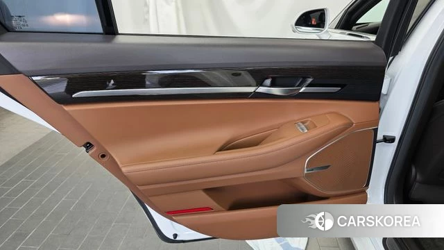 Genesis G90 id 4998451 из Кореи 17