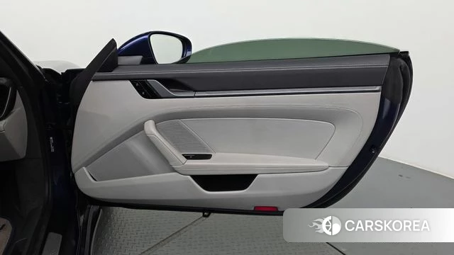 Porsche 911(992) id 4836546 из Кореи 17