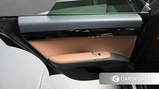 Hyundai Grandeur Hybrid (GN7) id 4964650 из Кореи 17