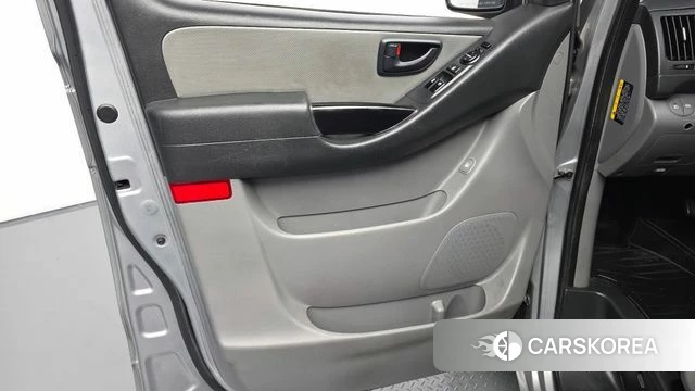 Hyundai The New Grand Starex id 4967600 из Кореи 17