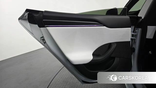 Tesla Model S id 4870408 из Кореи 17