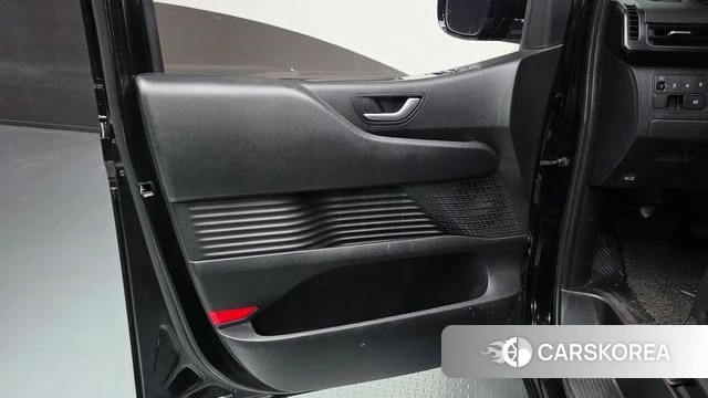 Hyundai Staria id 5017542 из Кореи 17
