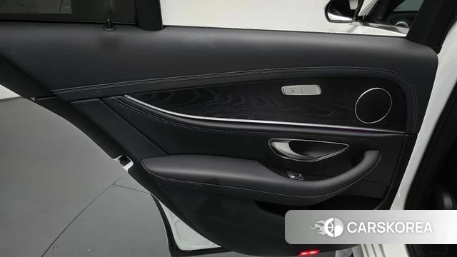 Mercedes-Benz E-Class W213 id 4936877 из Кореи 17