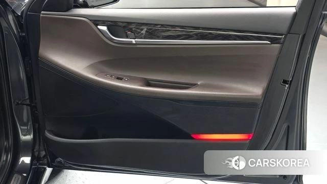 Hyundai Grandeur IG id 5018501 из Кореи 17