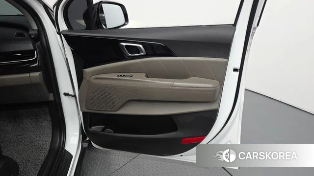 Kia The New Carnival 4th Generation id 4934737 из Кореи 17