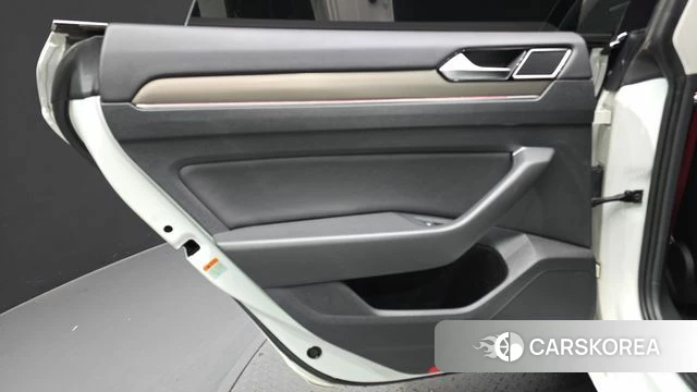 Volkswagen Arteon id 4923739 из Кореи 17