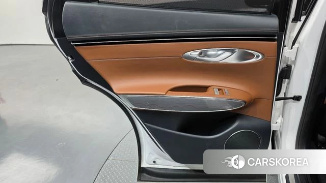 Genesis GV70 id 5012770 из Кореи 17
