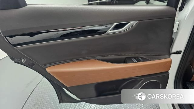 Genesis G80 (RG3) id 5022810 из Кореи 17