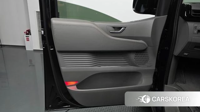 Hyundai Staria id 4683056 из Кореи 17