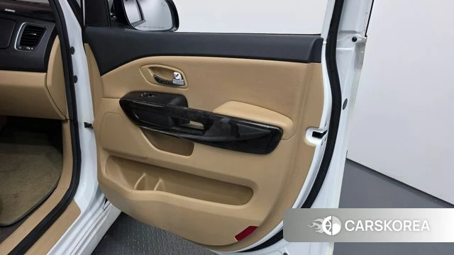 Kia The New Carnival id 4993370 из Кореи 17