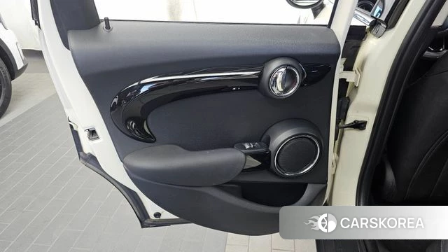Mini Cooper id 4943719 из Кореи 17