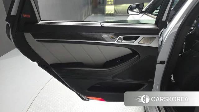 Genesis G80 id 4930840 из Кореи 17