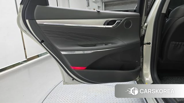 Hyundai The New Grandeur IG Hybrid id 5053712 из Кореи 17