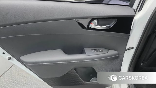 Kia The New K3 2nd generation id 4567376 из Кореи 17
