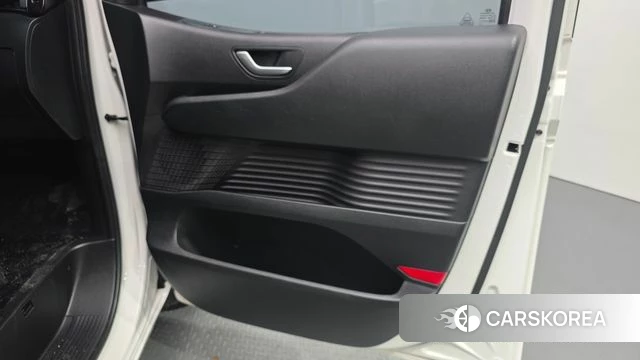 Hyundai Staria id 4981760 из Кореи 17
