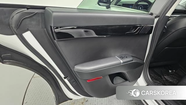Hyundai Grandeur (GN7) id 4958014 из Кореи 17
