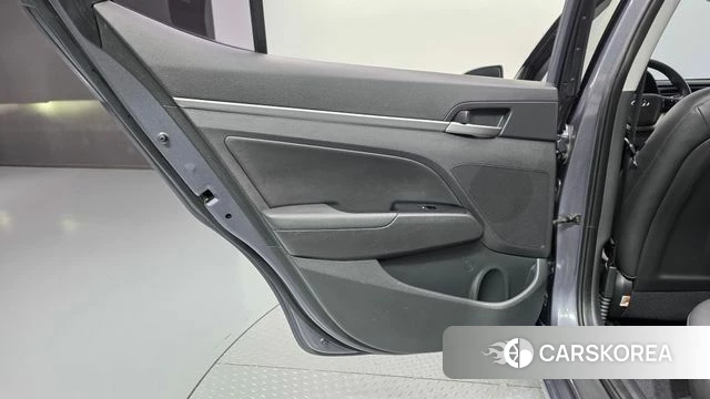 Hyundai Avante AD id 4960387 из Кореи 17