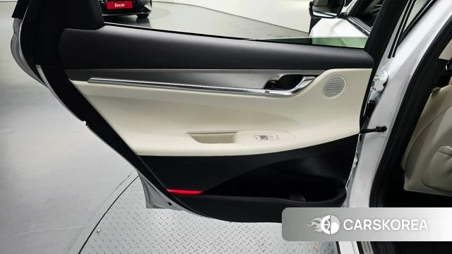 Hyundai The New Grandeur IG id 5017310 из Кореи 17
