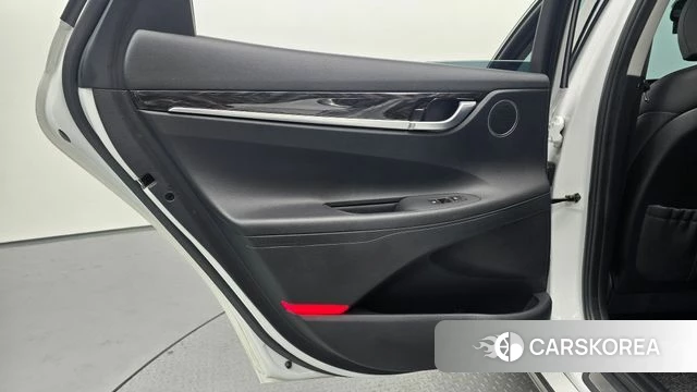 Hyundai Grandeur IG Hybrid id 4713477 из Кореи 17