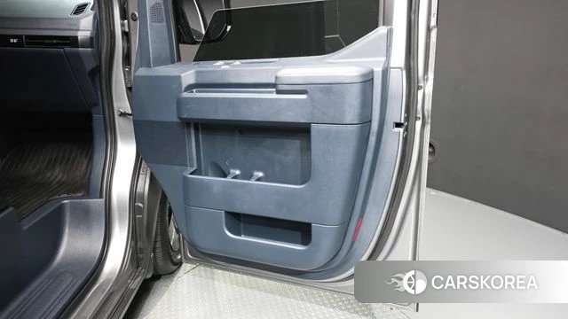 Kia PV5 id 5032770 из Кореи 17