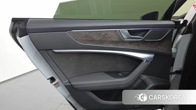 Audi A7 (4K) id 4992907 из Кореи 17