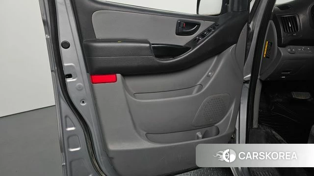 Hyundai The New Grand Starex id 5029217 из Кореи 17