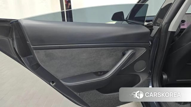 Tesla Model 3 id 4656816 из Кореи 17