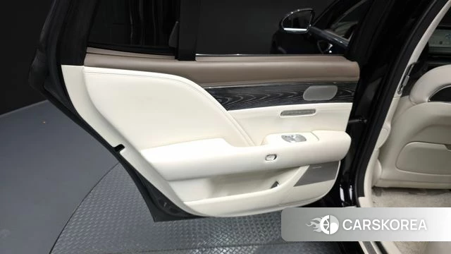 Genesis G90 (RS4) id 4985773 из Кореи 17