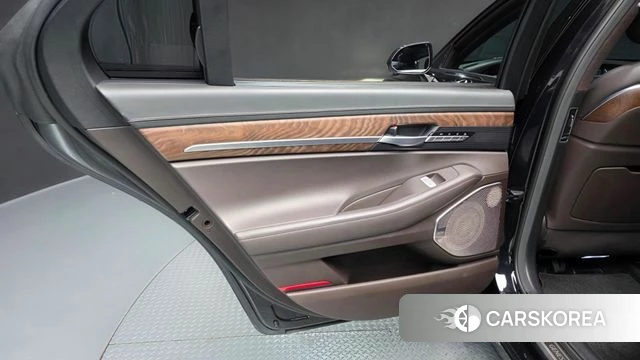 Genesis G90 id 5028647 из Кореи 17