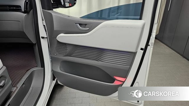 Hyundai Staria id 4757305 из Кореи 17