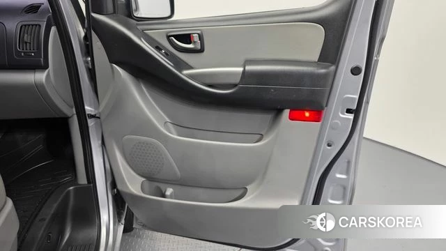 Hyundai The New Grand Starex id 5013647 из Кореи 17
