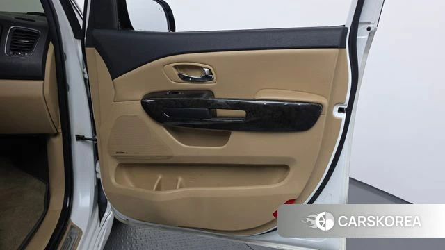 Kia The New Carnival id 4998455 из Кореи 17