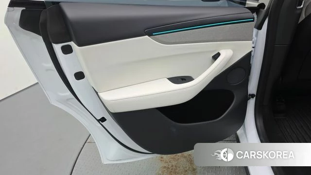 Tesla Model Y id 5025864 из Кореи 17