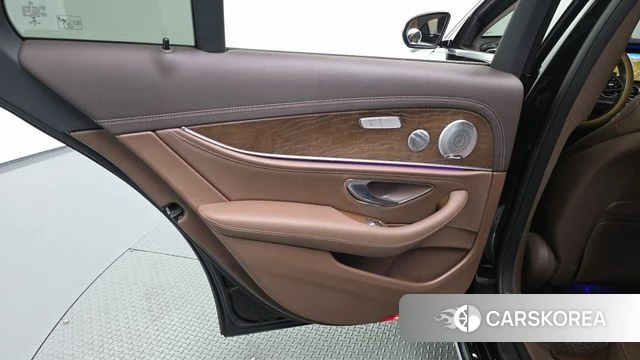 Mercedes-Benz E-Class W213 id 5023379 из Кореи 17