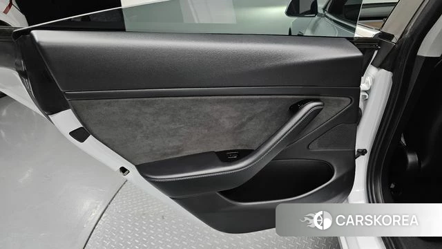 Tesla Model 3 id 4906849 из Кореи 17