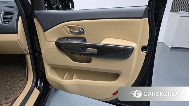 Kia The New Carnival id 4977828 из Кореи 17