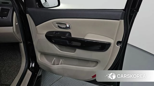 Kia The New Carnival id 4953094 из Кореи 17