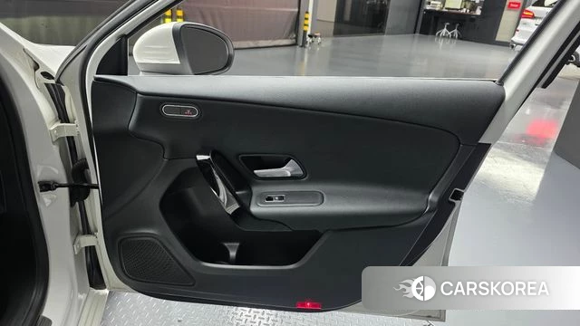 Mercedes-Benz A-Class W177 id 4992869 из Кореи 17