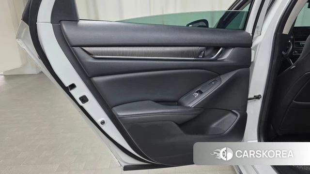 Honda Accord 10th Generation id 4952773 из Кореи 17