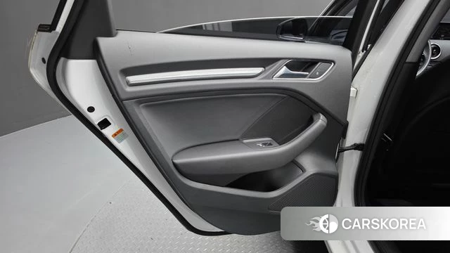 Audi New A3 id 4983108 из Кореи 17
