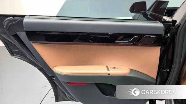 Hyundai Grandeur Hybrid (GN7) id 4949946 из Кореи 17