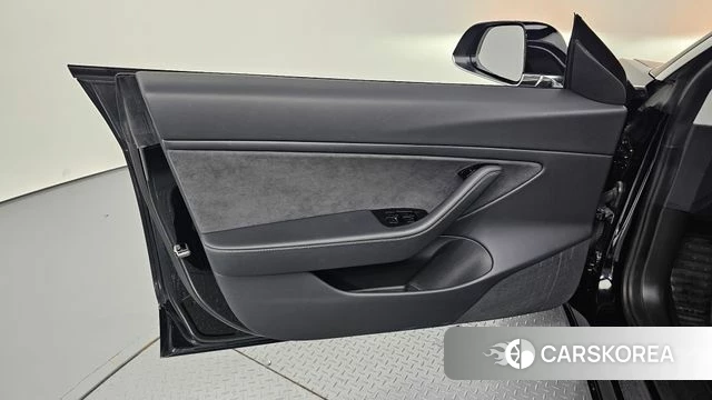 Tesla Model 3 id 4750727 из Кореи 17