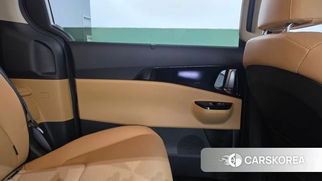 Kia Carnival 4th generation id 5022647 из Кореи 17