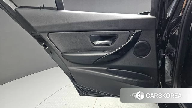 BMW 3 Series (F30) id 4960214 из Кореи 17