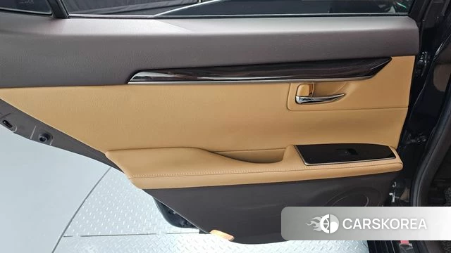 Lexus New ES300h id 4953163 из Кореи 17