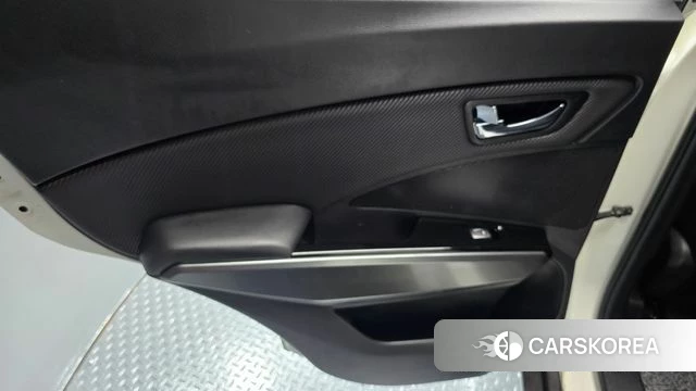 Ssangyong Tivoli Air id 5052947 из Кореи 17
