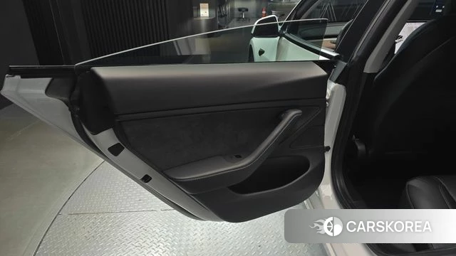 Tesla Model 3 id 4759264 из Кореи 17